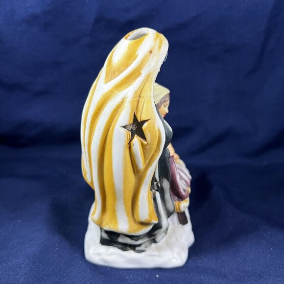 Hand-Painted Ceramic Nativity Scene Figurine With Joseph Mary & Baby Jesus - Picture 4 of 4